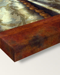Doge Leonardo Loredan by Giovanni Bellini on stretched canvas, corner close-up: the painting mirror-wrapped round the sides