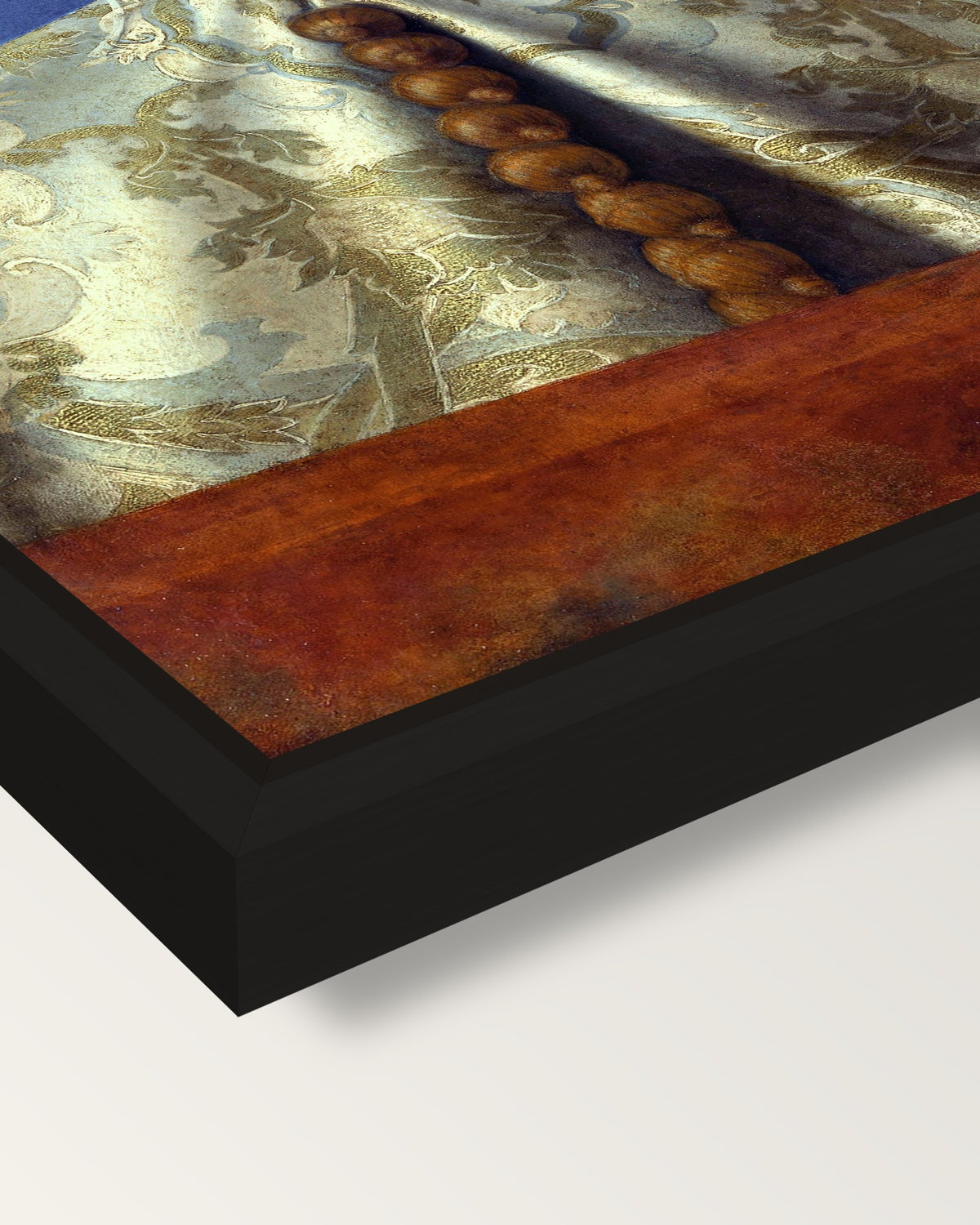 Doge Leonardo Loredan by Bellini framed canvas, corner close-up: a black floating frame with a shadow gap round the canvas