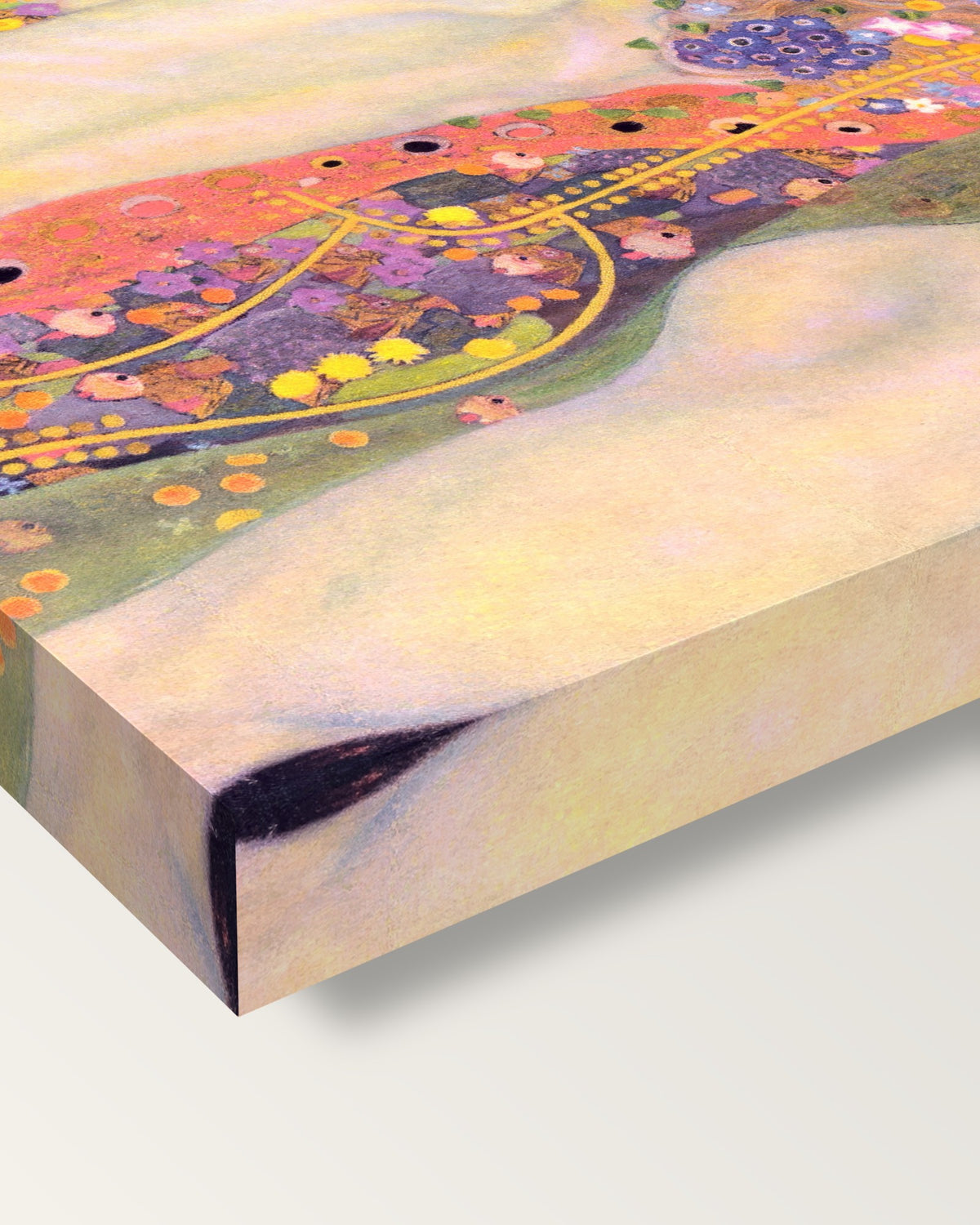 Water Serpents II by Gustav Klimt on stretched canvas, corner close-up: the painting mirror-wrapped round the sides