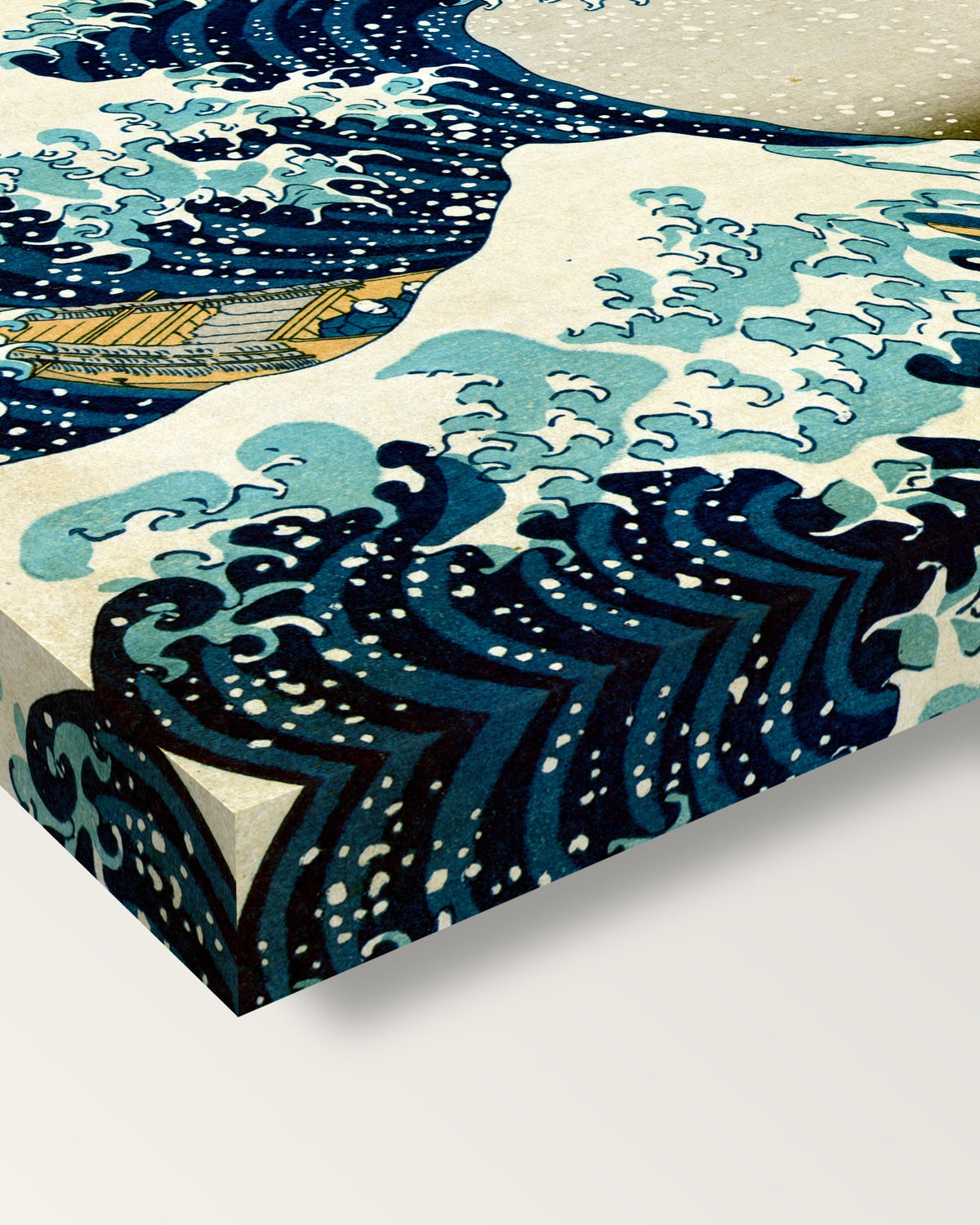 The Great Wave of Kanagawa by Hokusai on stretched canvas, corner close-up: the painting mirror-wrapped round the sides